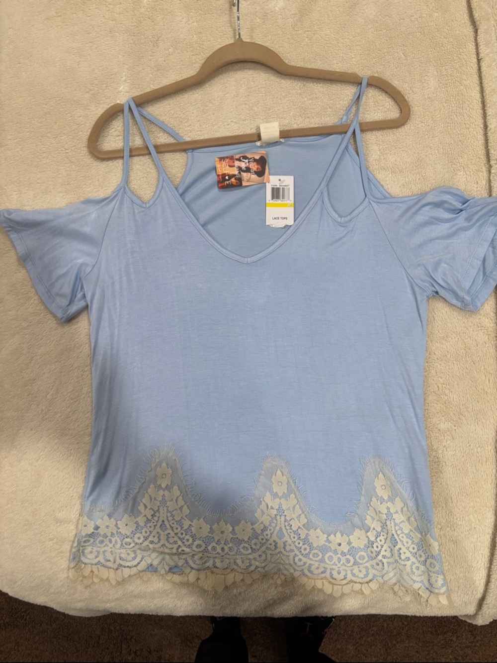 Light Blue Cold-Shoulder Lace Hem Women's Top